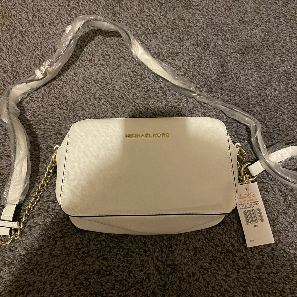 Not real Michael Kors purse